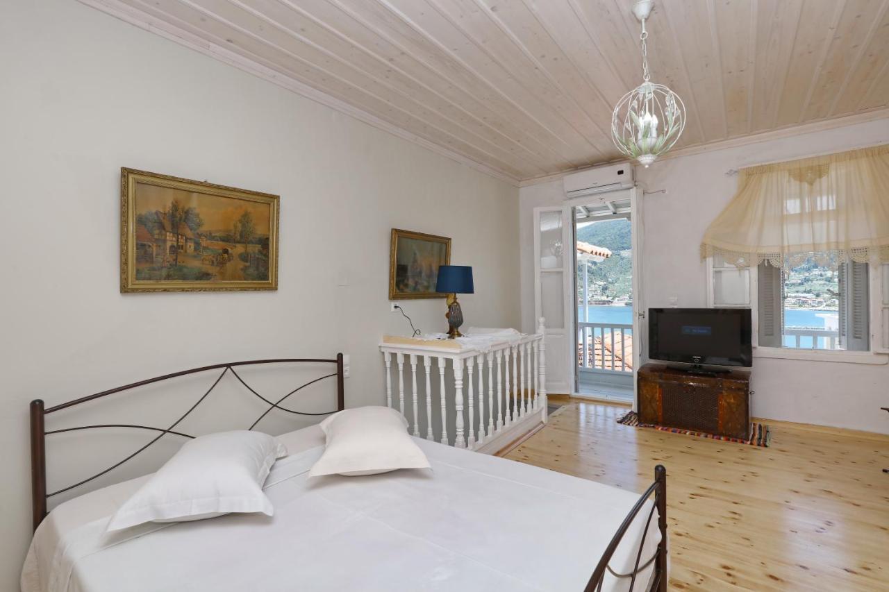 House Of Town Appartement Skopelos Buitenkant foto