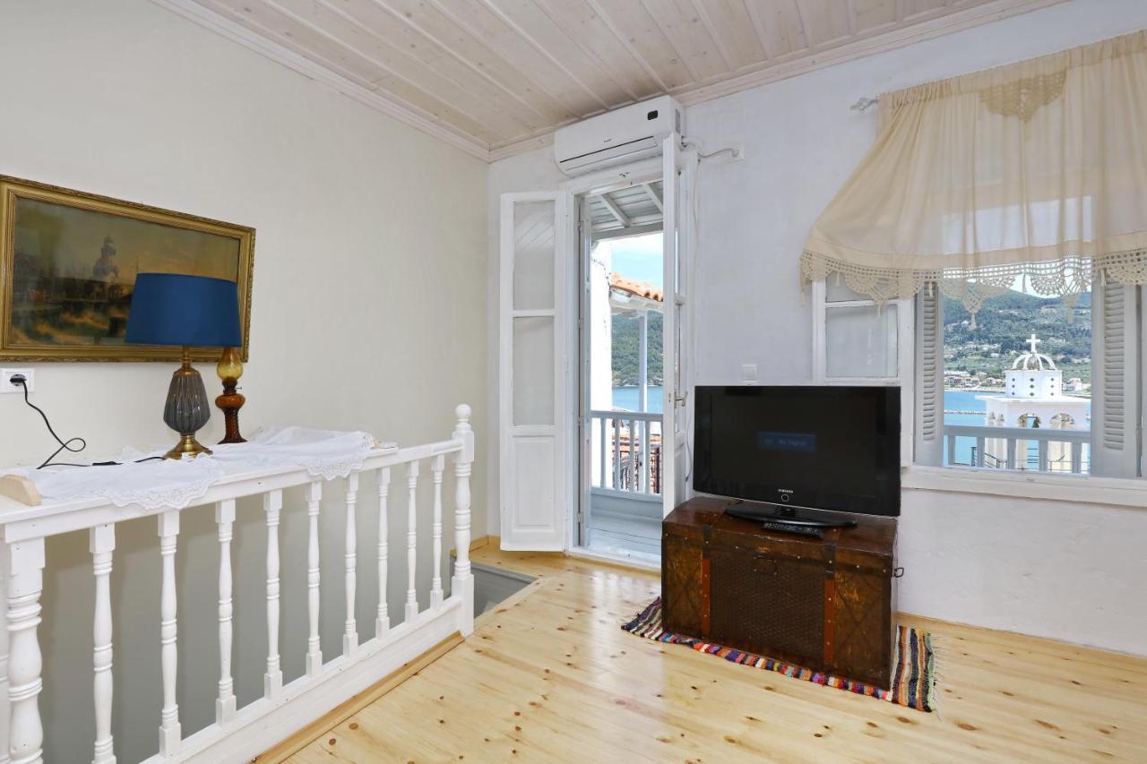 House Of Town Appartement Skopelos Buitenkant foto
